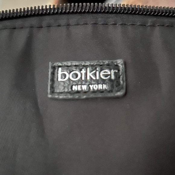 BOTKIER New York Bond Black Shoulder Tote - Picture 2 of 10
